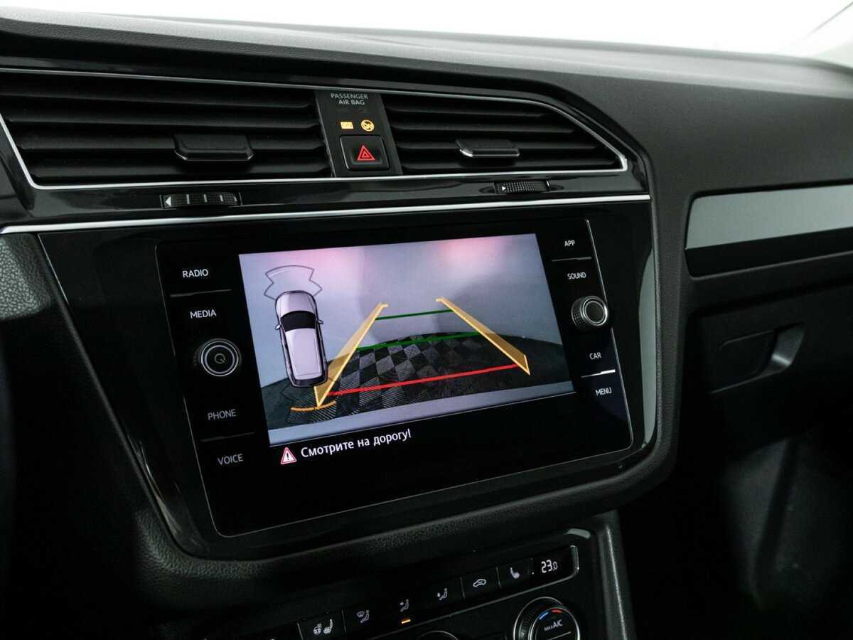 Volkswagen Tiguan, 2020 Фото №16