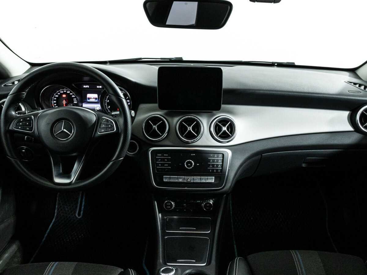 Mercedes-Benz CLA 200, 2017 Фото №13