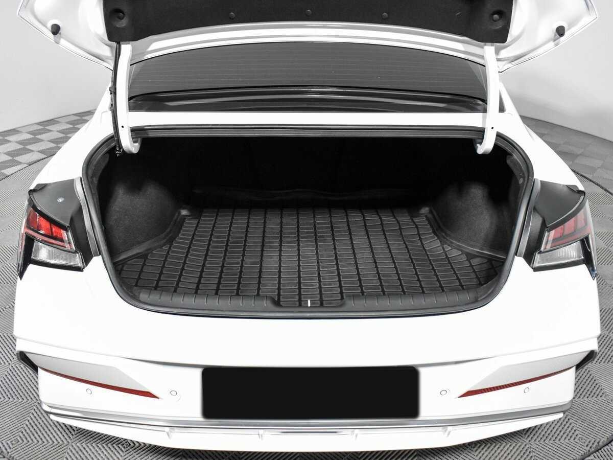 Hyundai Elantra, 2023 Фото №24