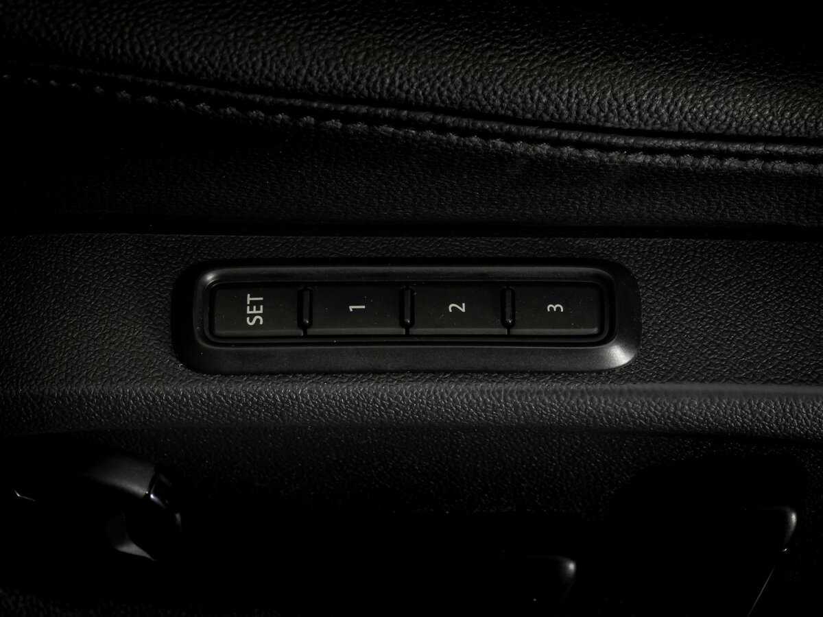 Volkswagen Tiguan, 2017 Фото №21