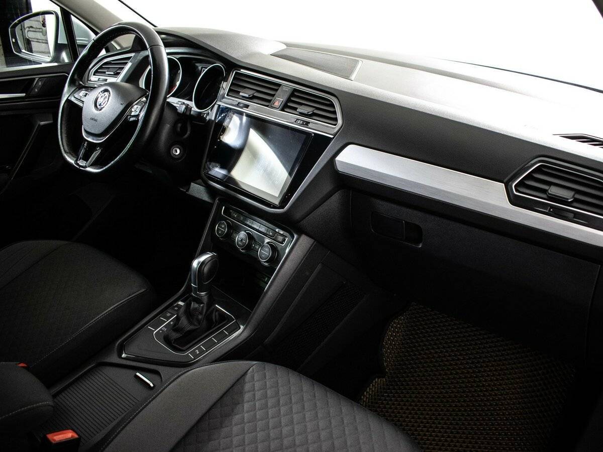 Volkswagen Tiguan, 2017 Фото №7
