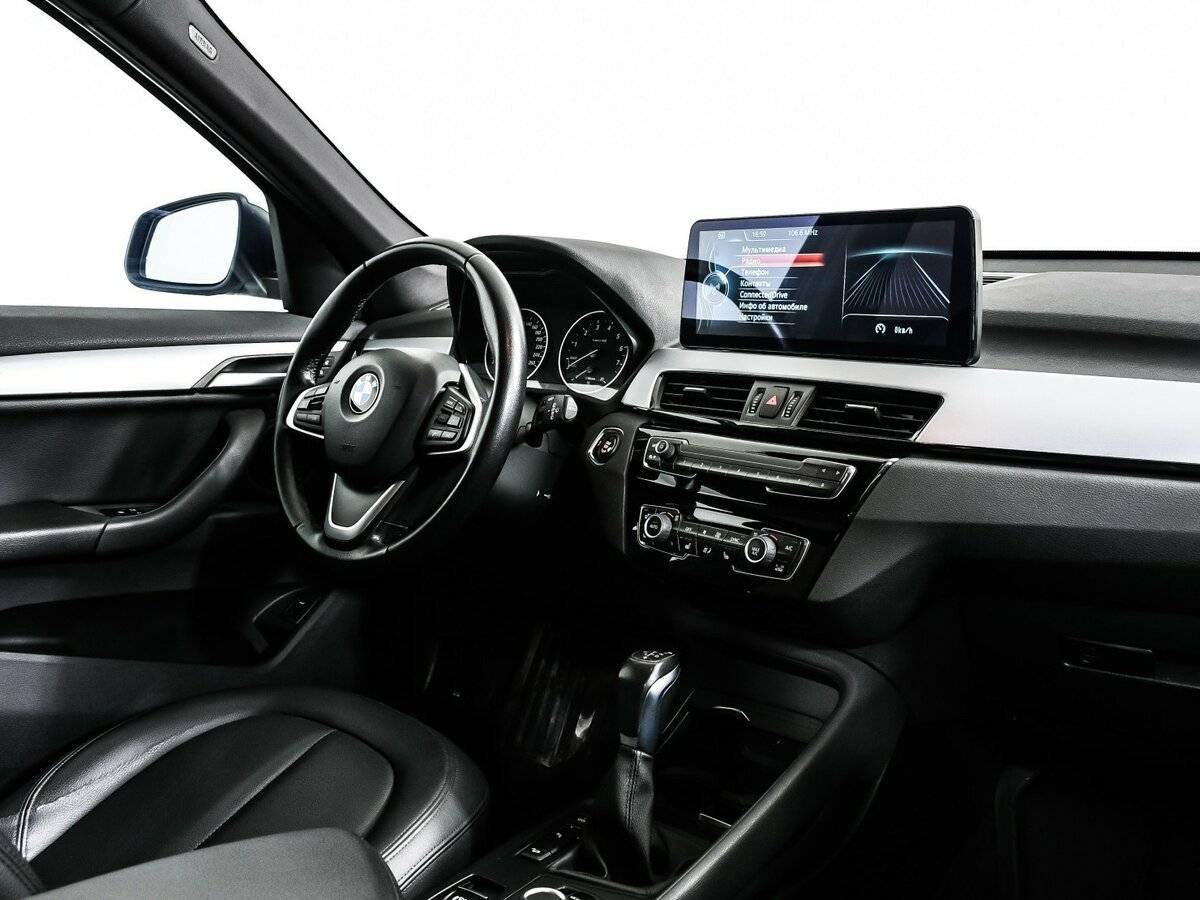 BMW X1 20i xDrive, 2016 Фото №9