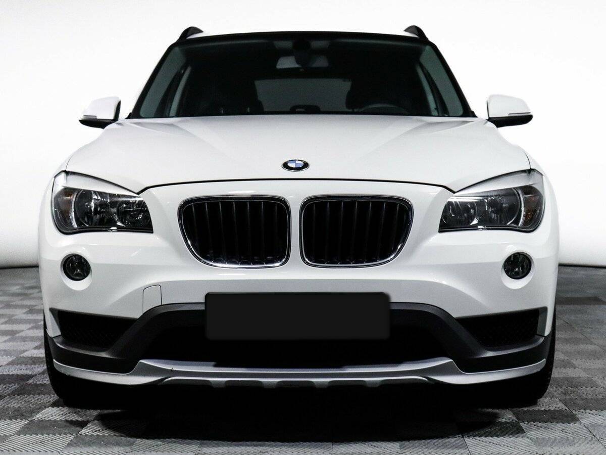BMW X1 18i, 2014 Фото №2