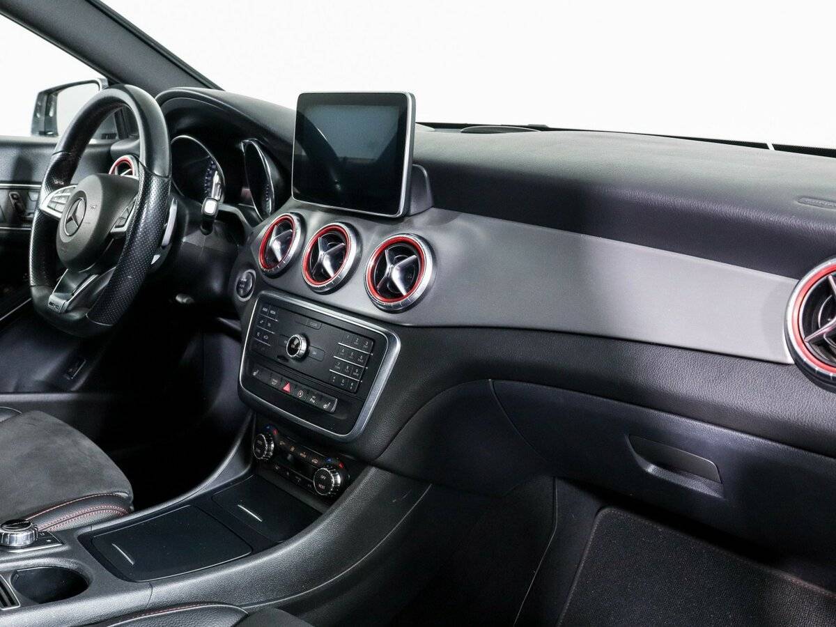 Mercedes-Benz CLA 250, 2015 Фото №6