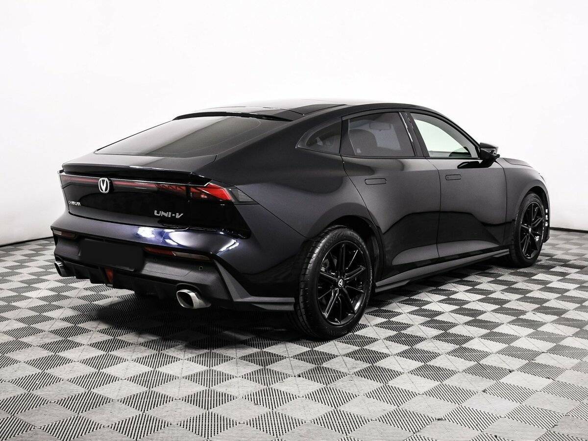 Changan UNI-V, 2022 Фото №5