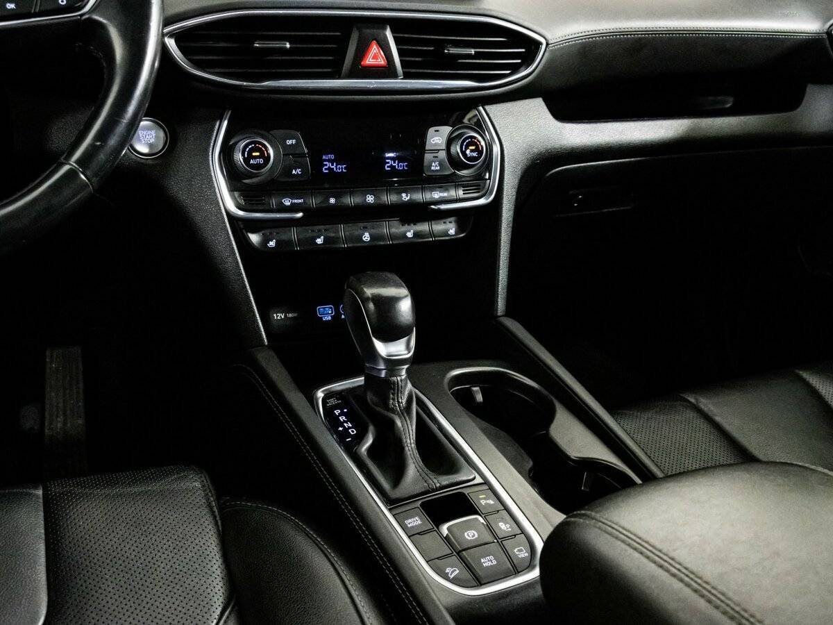 Hyundai Santa Fe, 2018 Фото №11