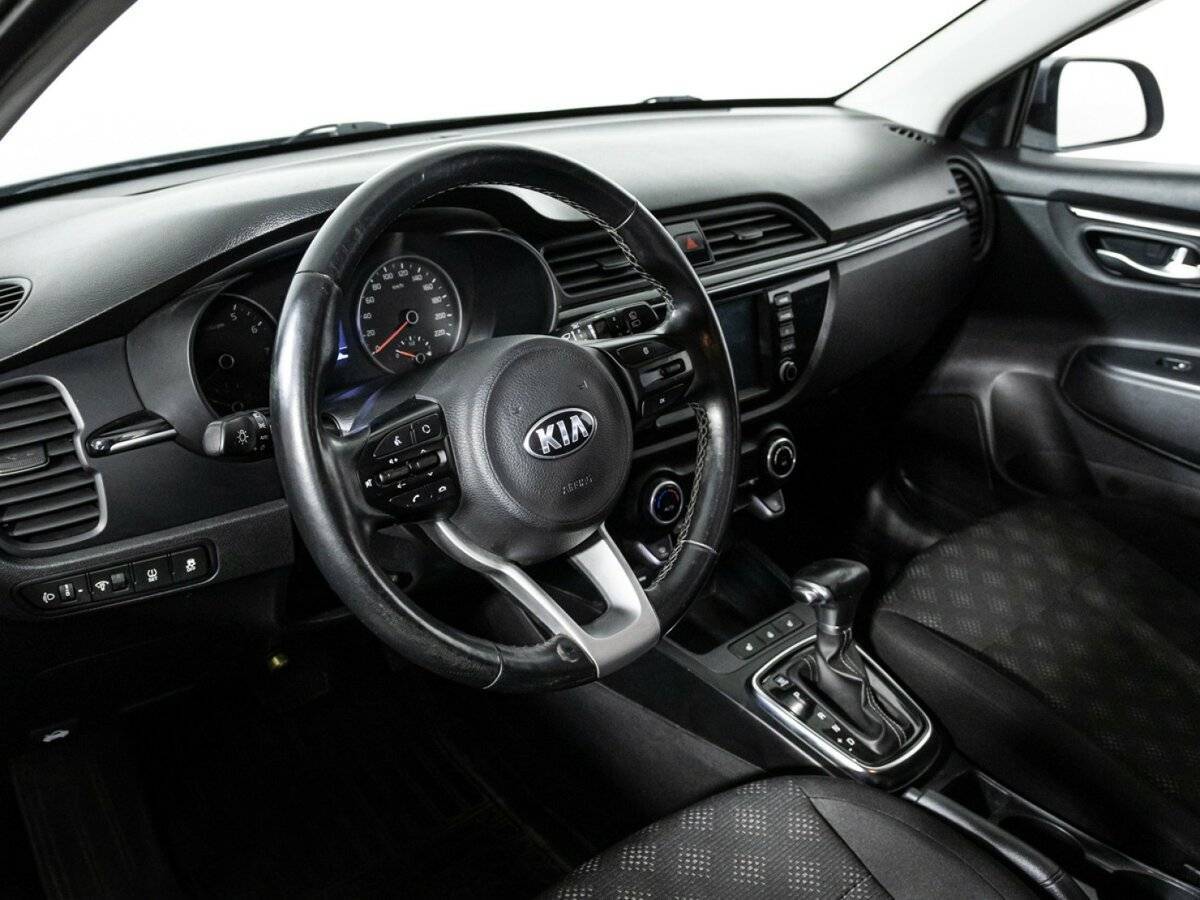 Kia Rio X-Line, 2018 Фото №11
