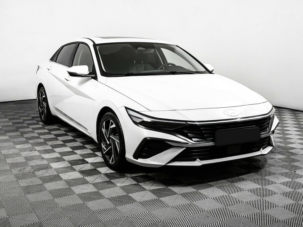 Hyundai Elantra, 2023 Фото №3