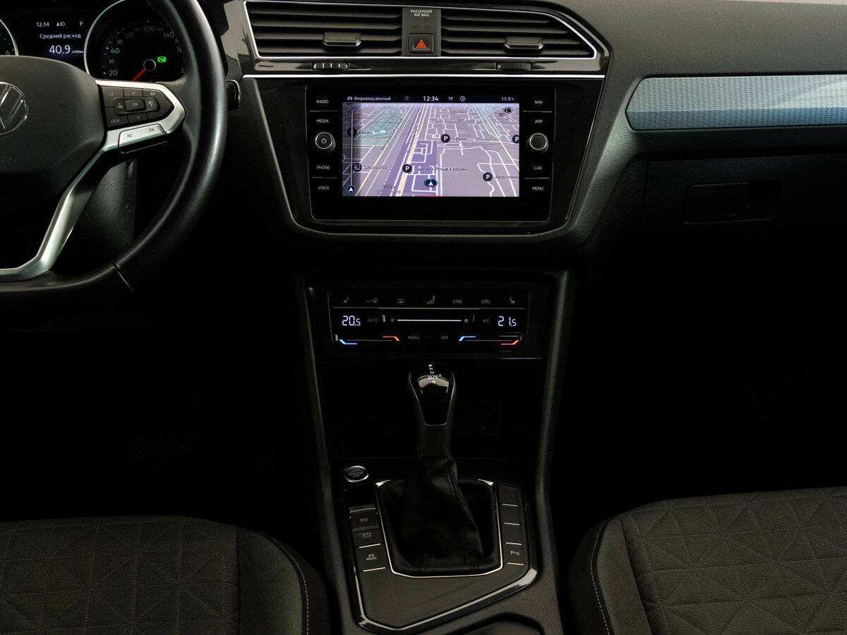 Volkswagen Tiguan, 2021 Фото №12