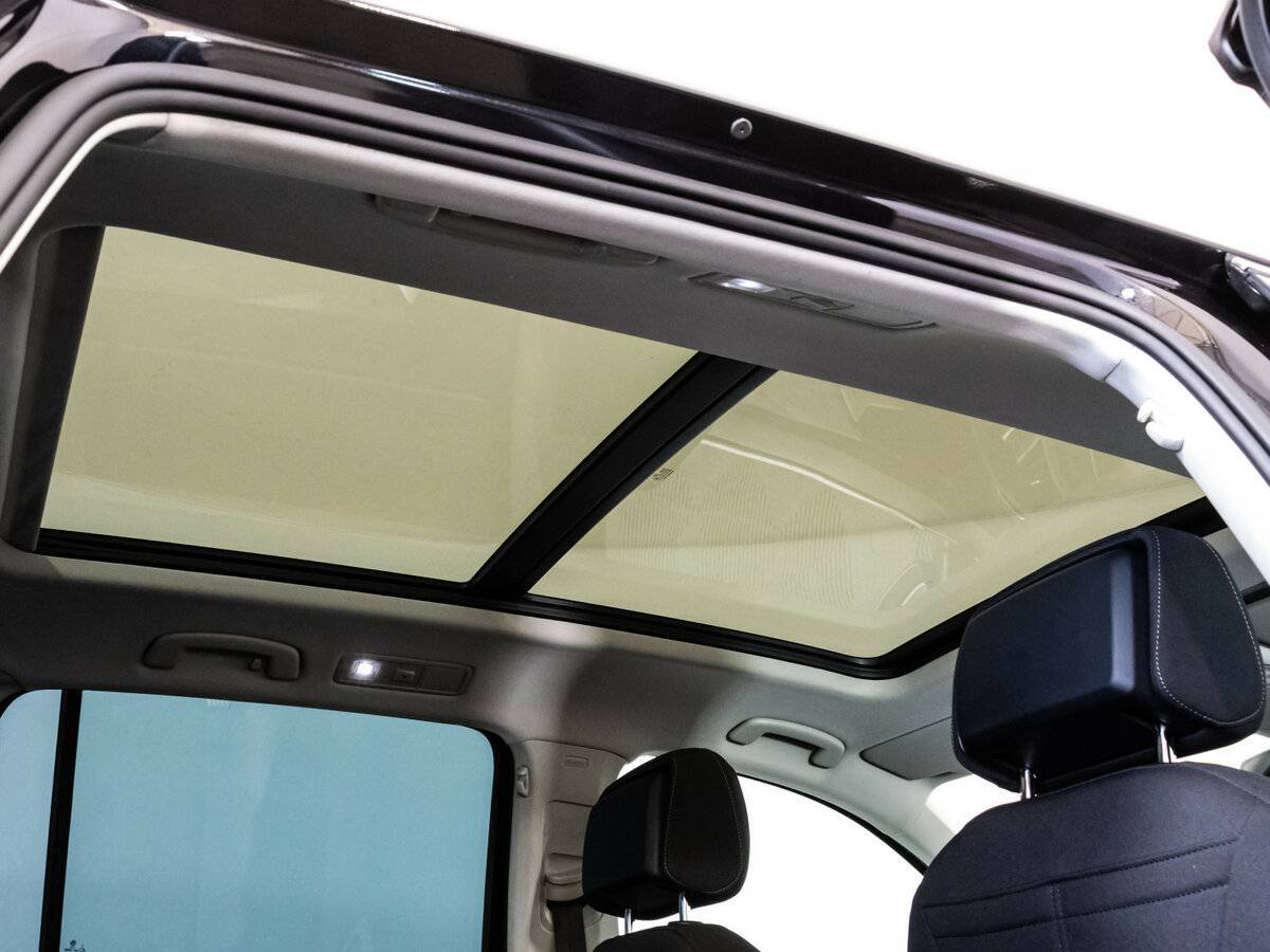 Volkswagen Tiguan, 2021 Фото №16