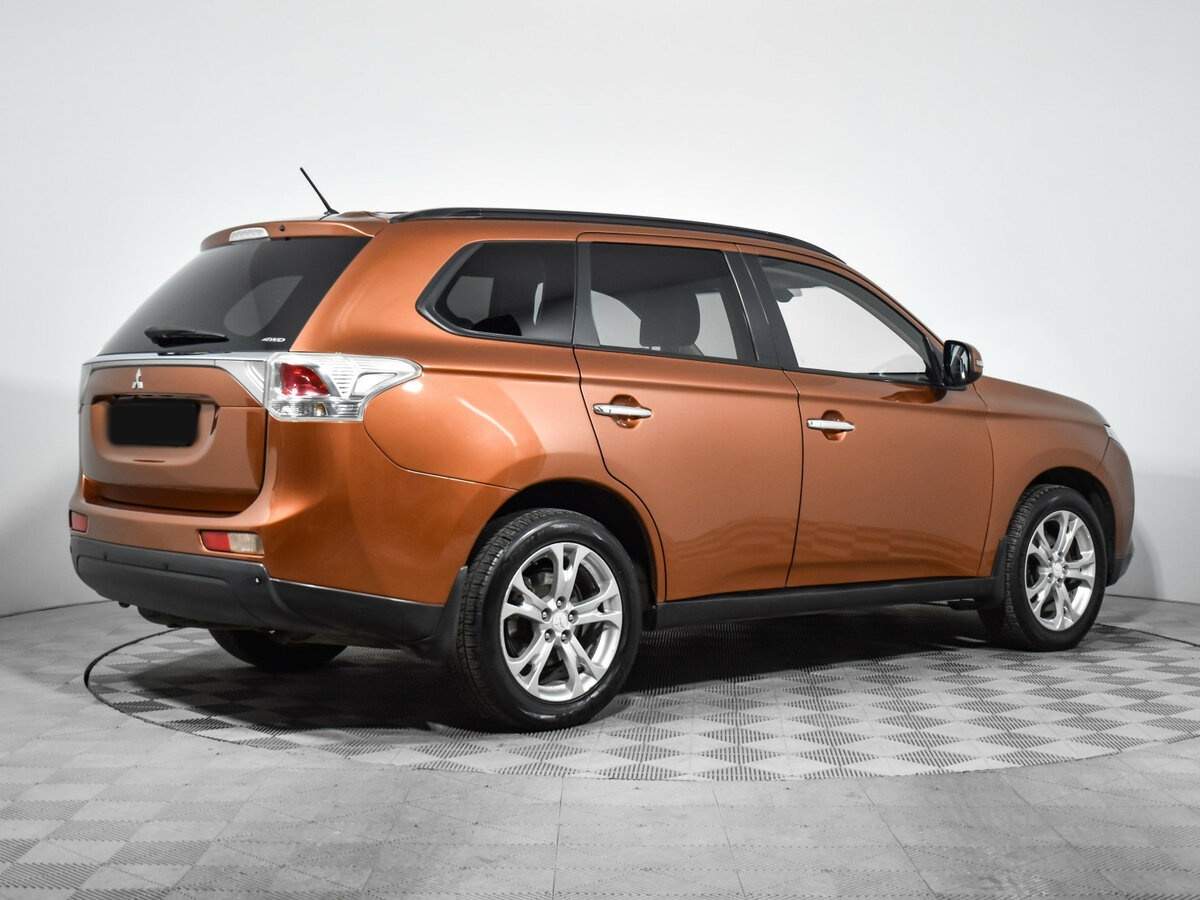 Mitsubishi Outlander, 2012 Фото №8