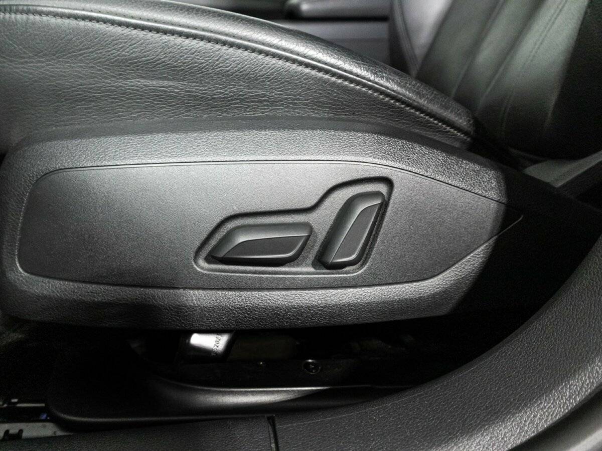 Audi A4, 2019 Фото №16