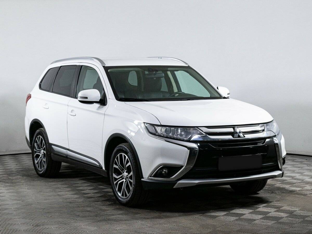Mitsubishi Outlander, 2018 - 137 000 км. | Фото №3