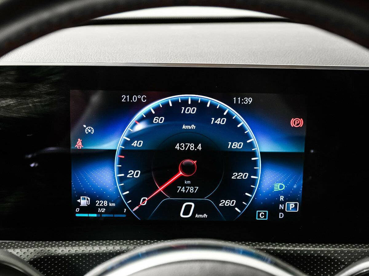 Mercedes-Benz CLA 200, 2019 Фото №10