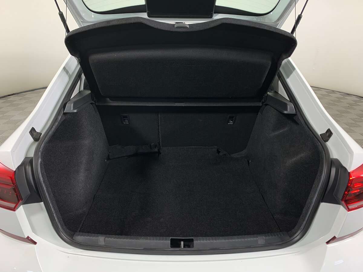 Volkswagen Polo, 2021 Фото №19