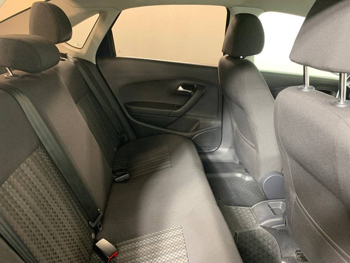 Volkswagen Polo, 2017 Фото №17