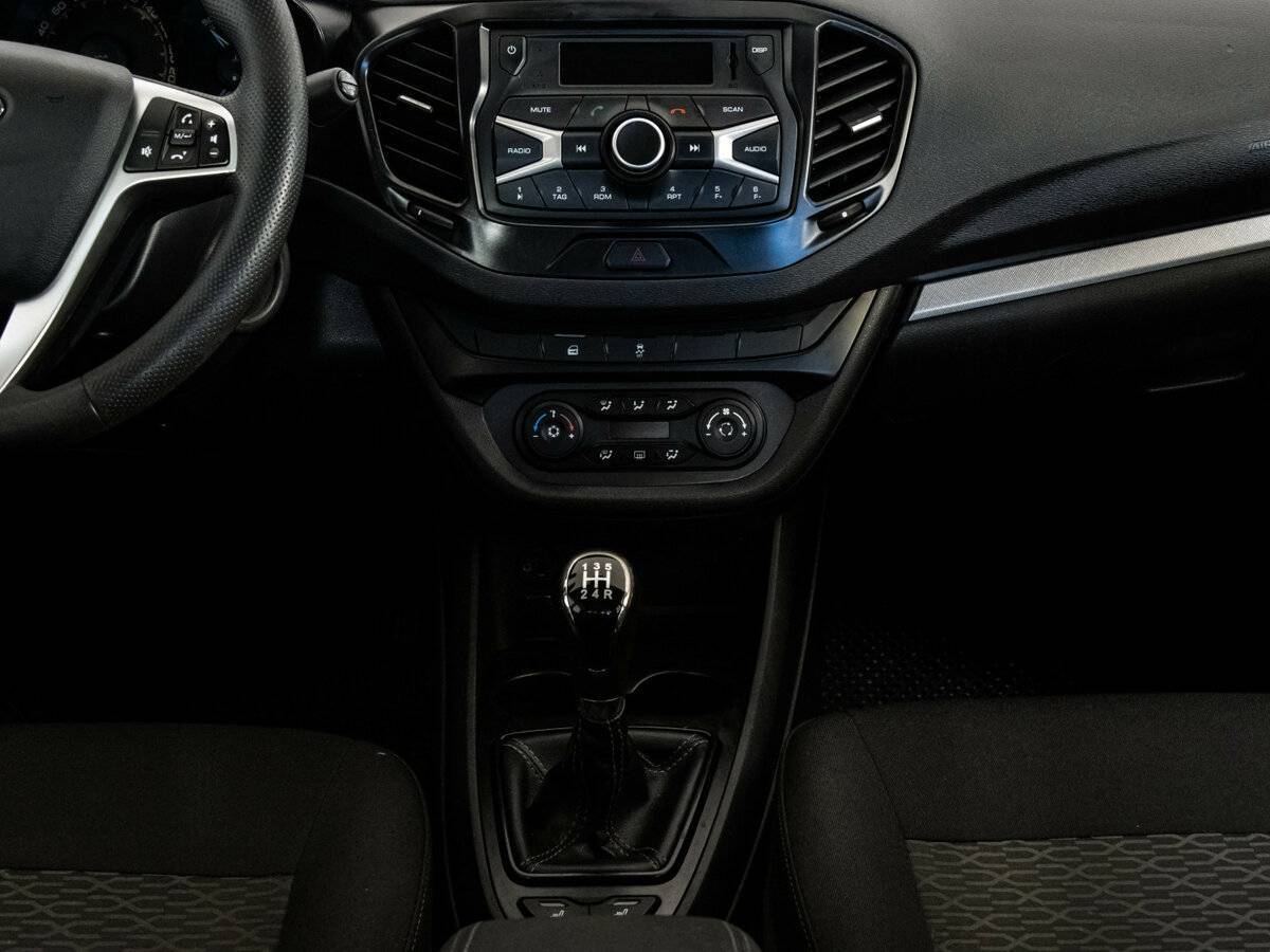 Lada (ВАЗ) Vesta, 2021 Фото №11