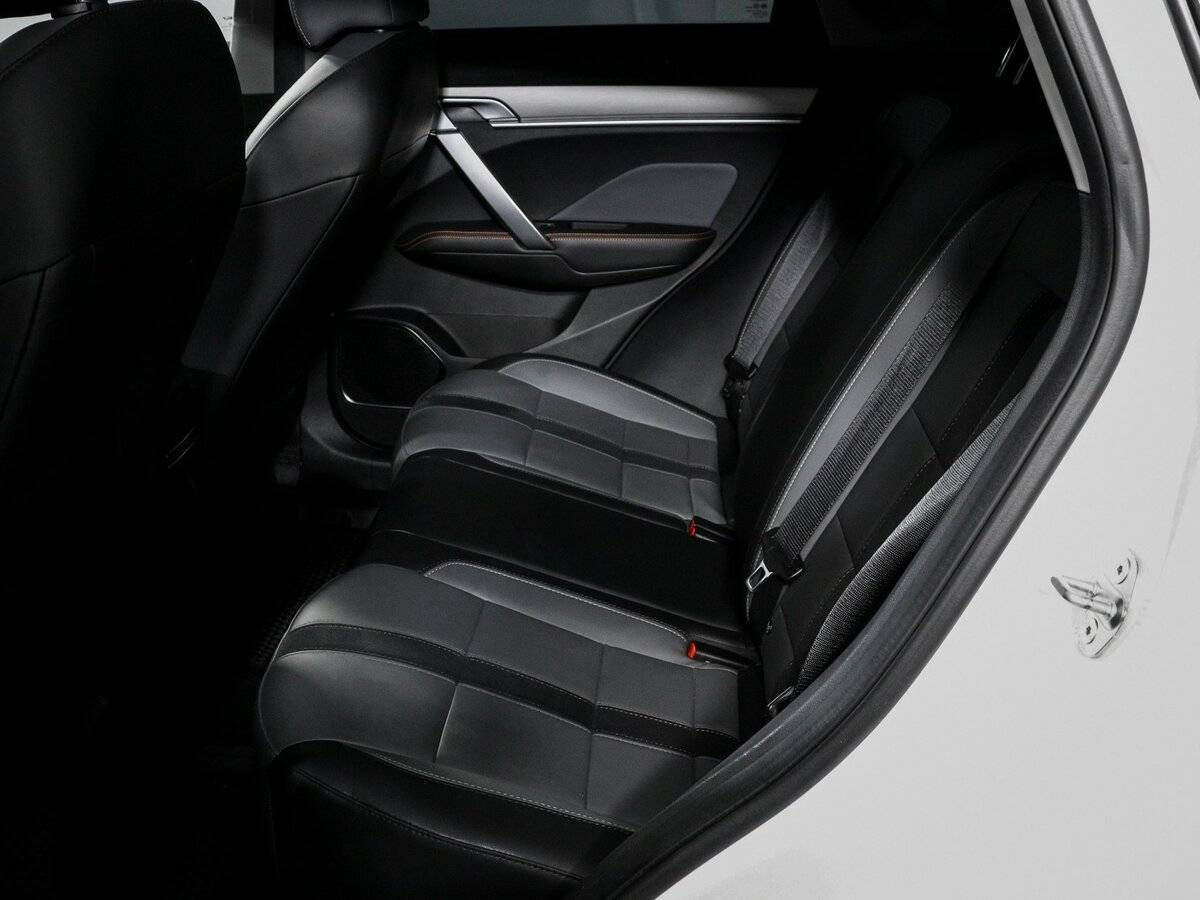 Geely Coolray, 2023 Фото №10