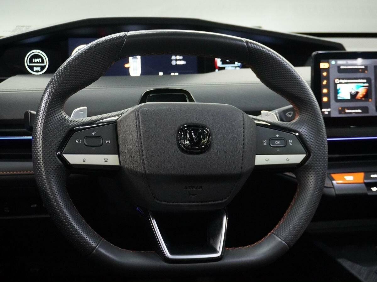 Changan UNI-V, 2022 Фото №15