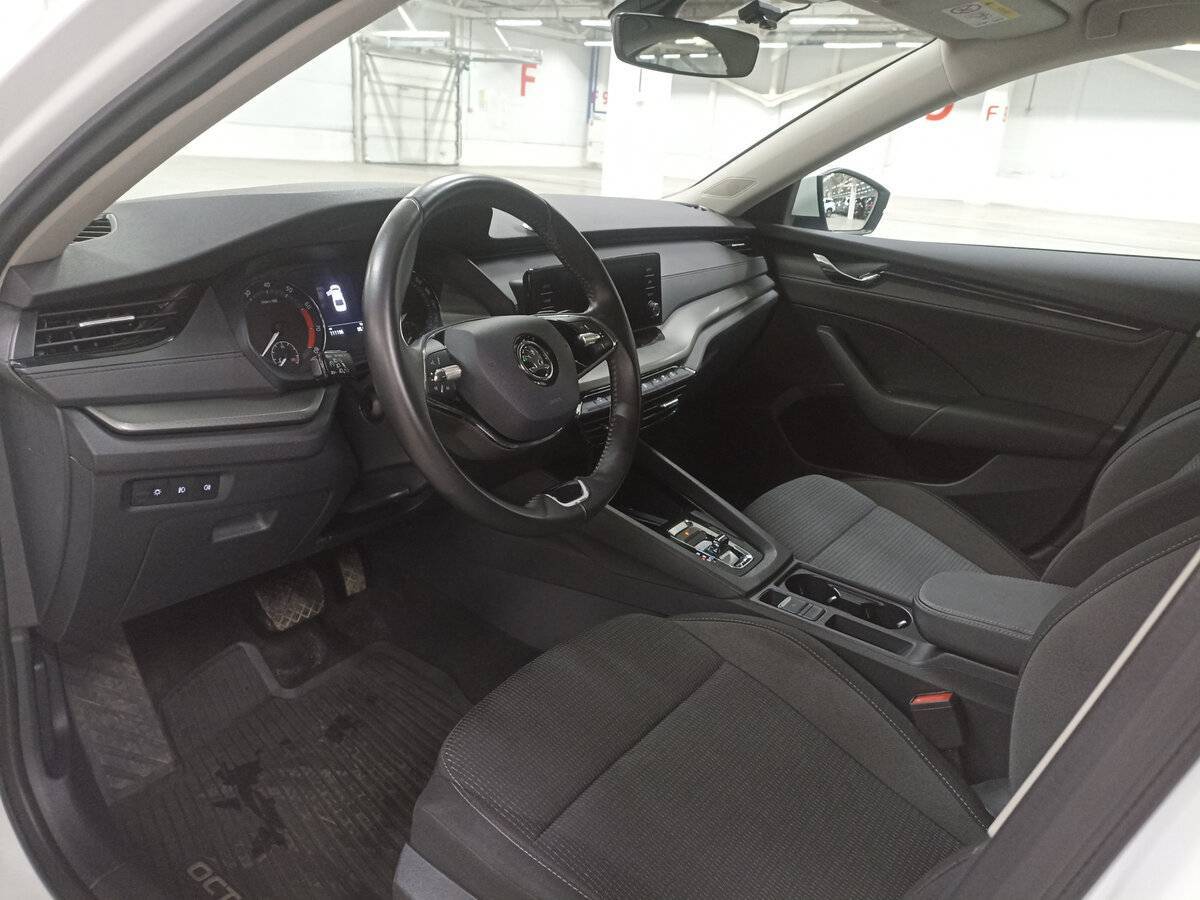 Skoda Octavia, 2021 Фото №16