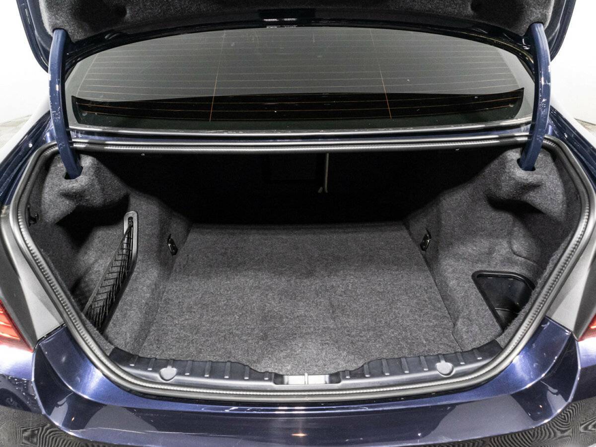 BMW 5 серии 530d xDrive, 2016 Фото №15