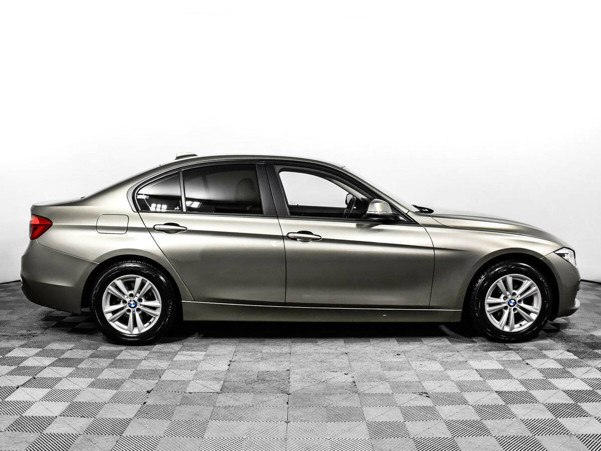 BMW 3 серии 318i, 2015 Фото №4