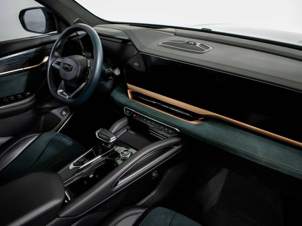 Geely Monjaro I, 2022 Фото №6