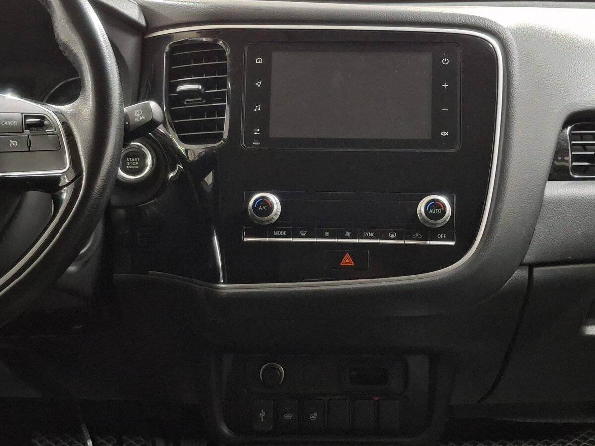 Mitsubishi Outlander III Рестайлинг 3, 2020 Фото №15