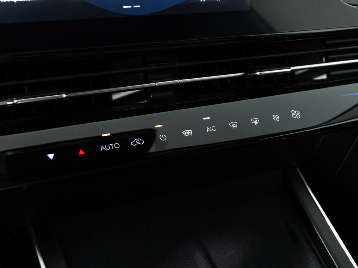 Omoda C5 I, 2022 Фото №17