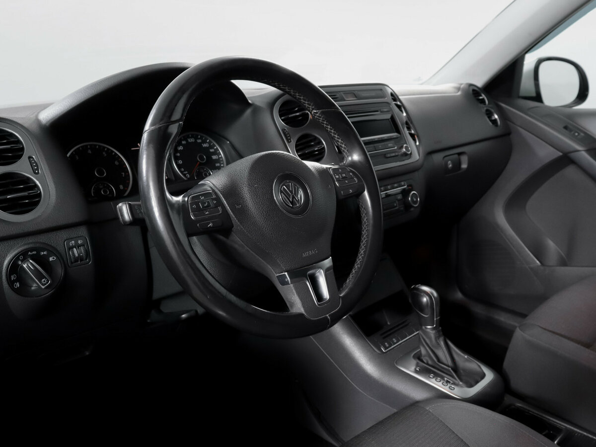 Volkswagen Tiguan I Рестайлинг, 2013 Фото №10
