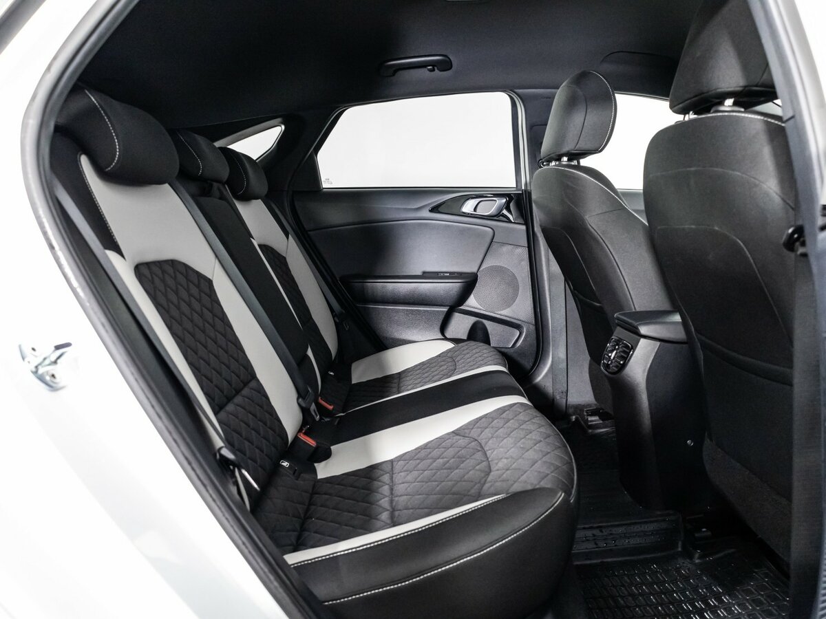 Kia Proceed I, 2021 Фото №21