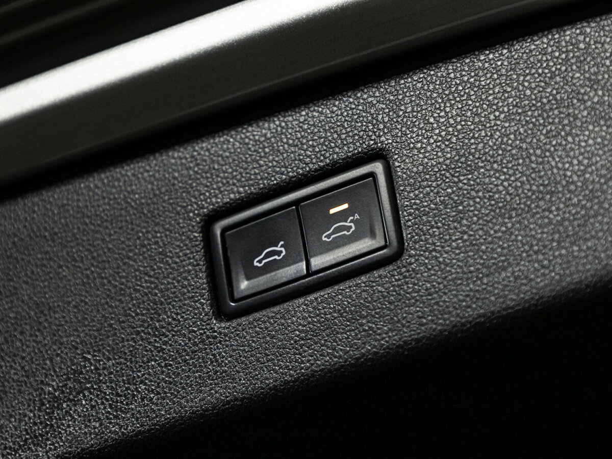 Volkswagen Tiguan II, 2018 Фото №25