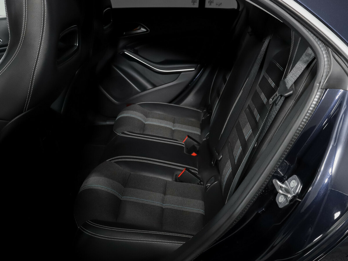 Mercedes-Benz CLA 200 I (C117, X117) Рестайлинг, 2017 Фото №8