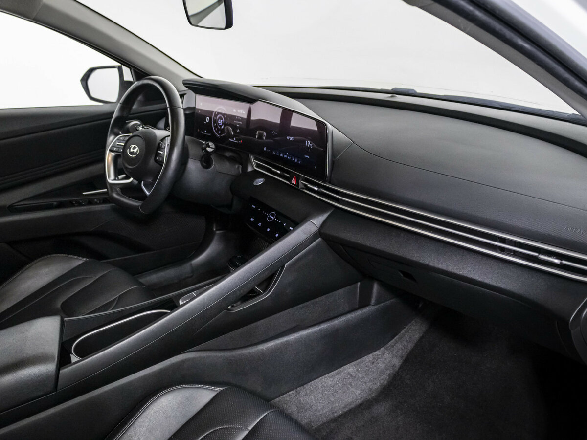 Hyundai Elantra VII (CN7), 2021 - 49 379 км. | Фото №7