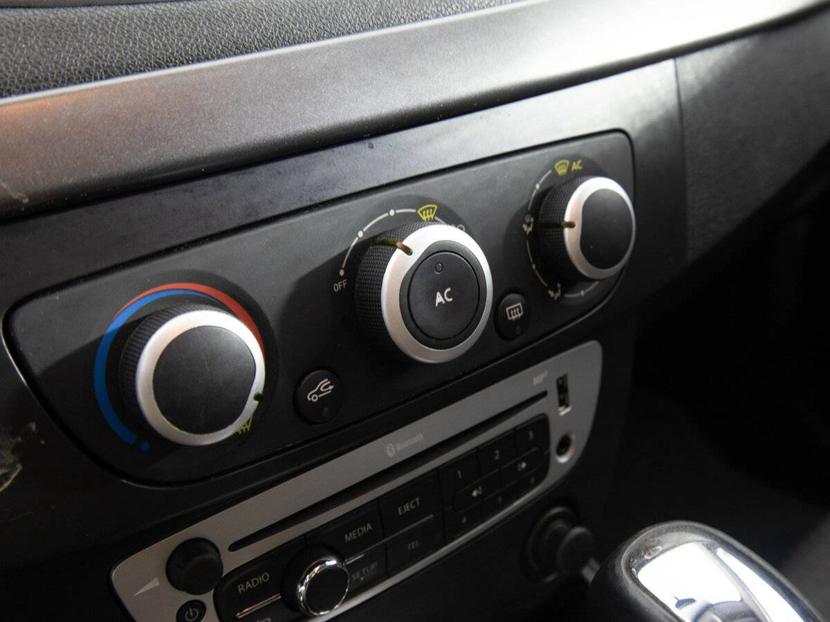 Renault Fluence I Рестайлинг, 2014 Фото №10