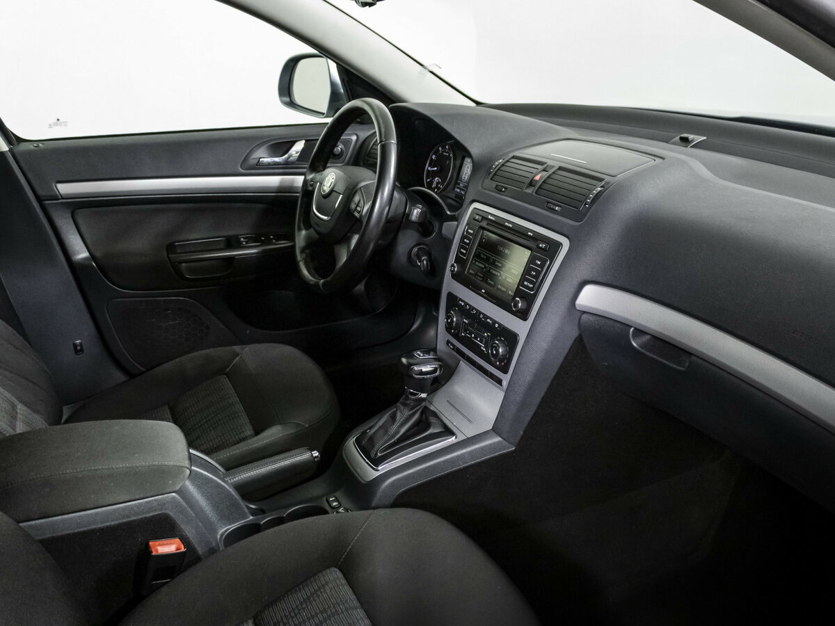 Skoda Octavia DSG7 II (A5) Рестайлинг, 2013 - 187 981 км. | Фото №7