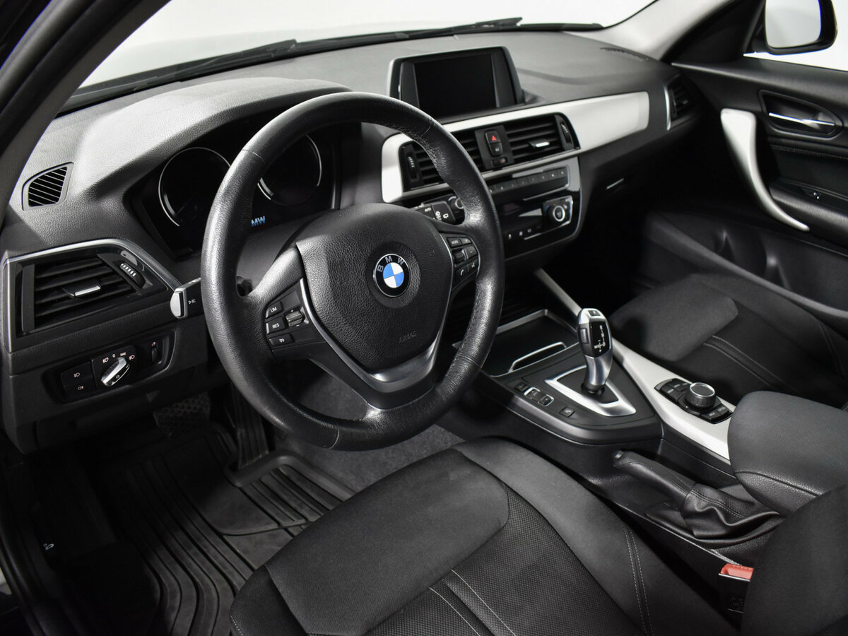 BMW 1 серии 118i II (F20/F21) Рестайлинг 2, 2017 Фото №9