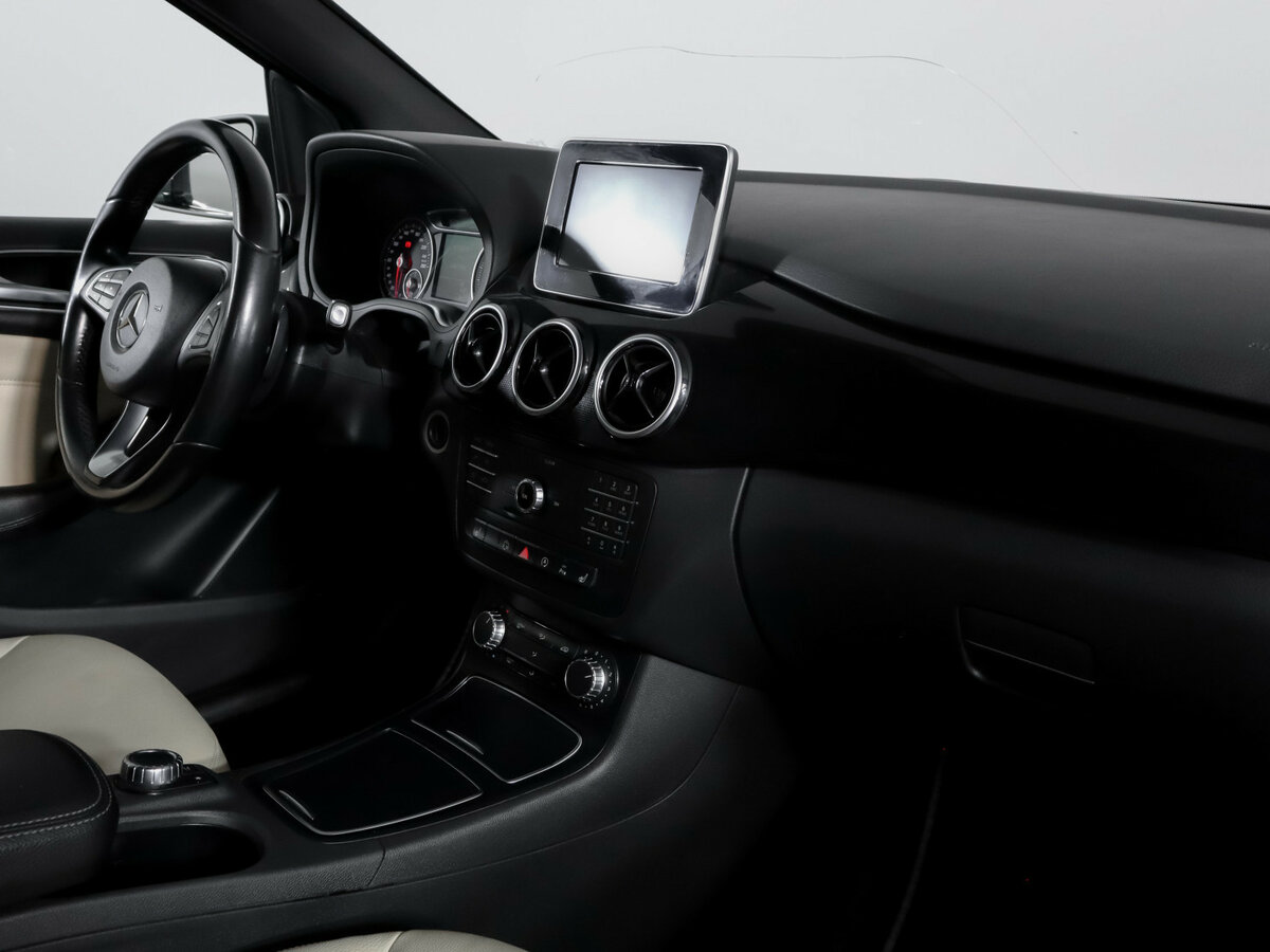 Mercedes-Benz B-Класс 180 II (W246) Рестайлинг, 2015 Фото №7